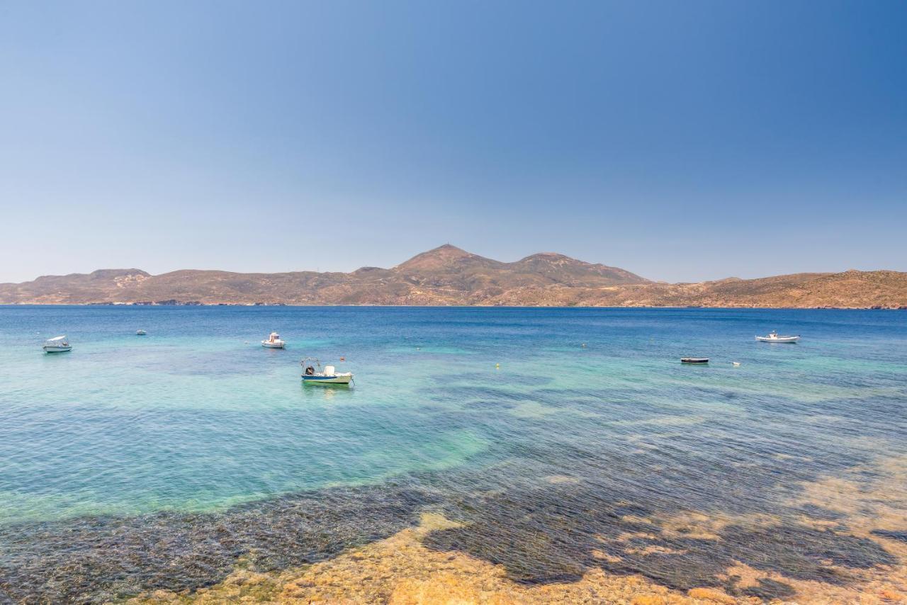 The Colourful Land Milos Villa Klima  ภายนอก รูปภาพ